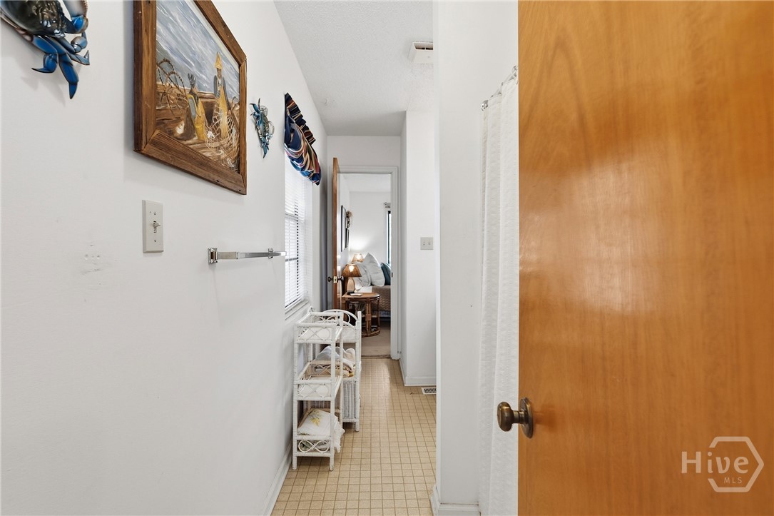 7 Linton Street Property Photo 27