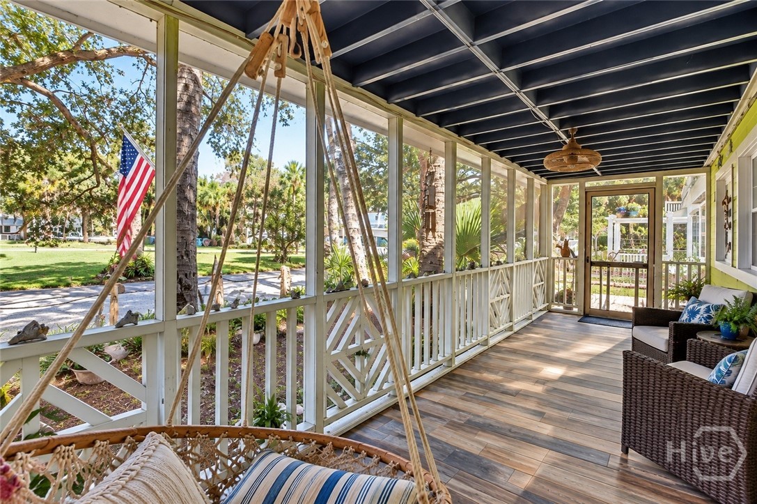 1308 6th Avenue Property Photo 2