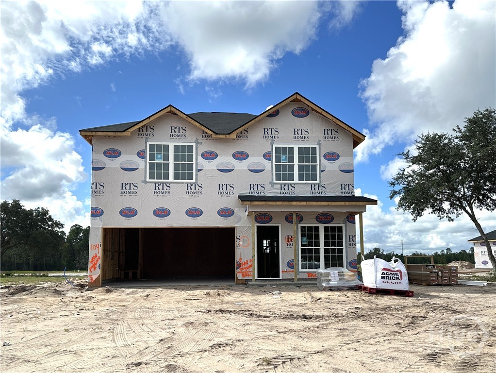 205 Honeycomb Loop SE Property Photo 1