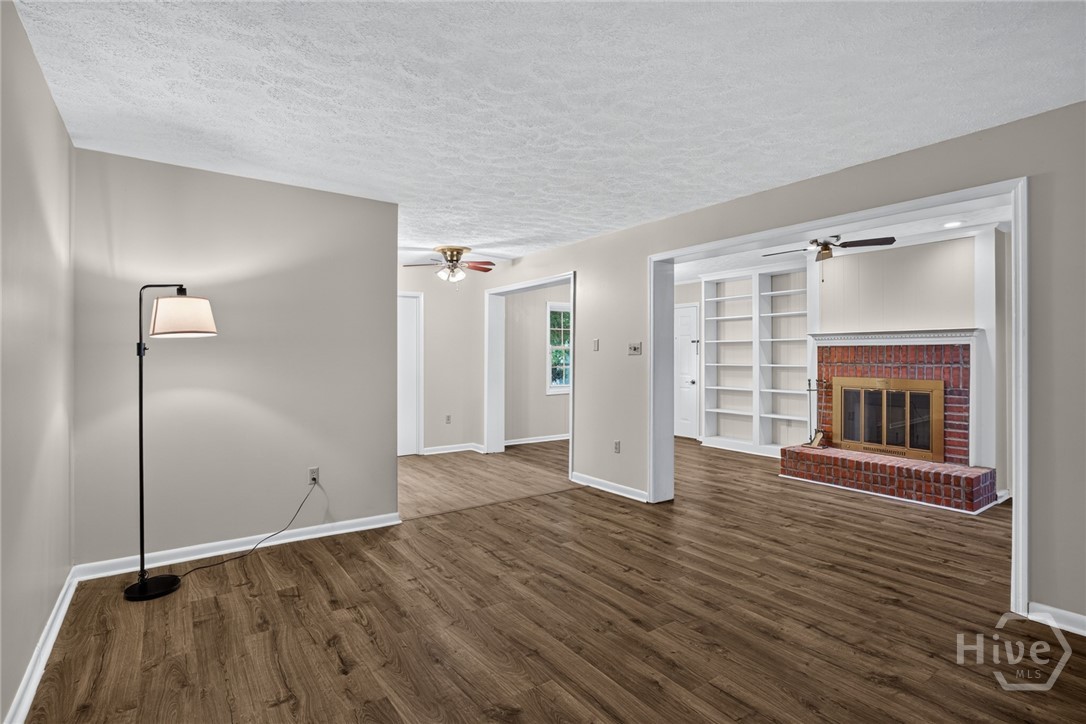 106 Greenbriar Drive Property Photo 15