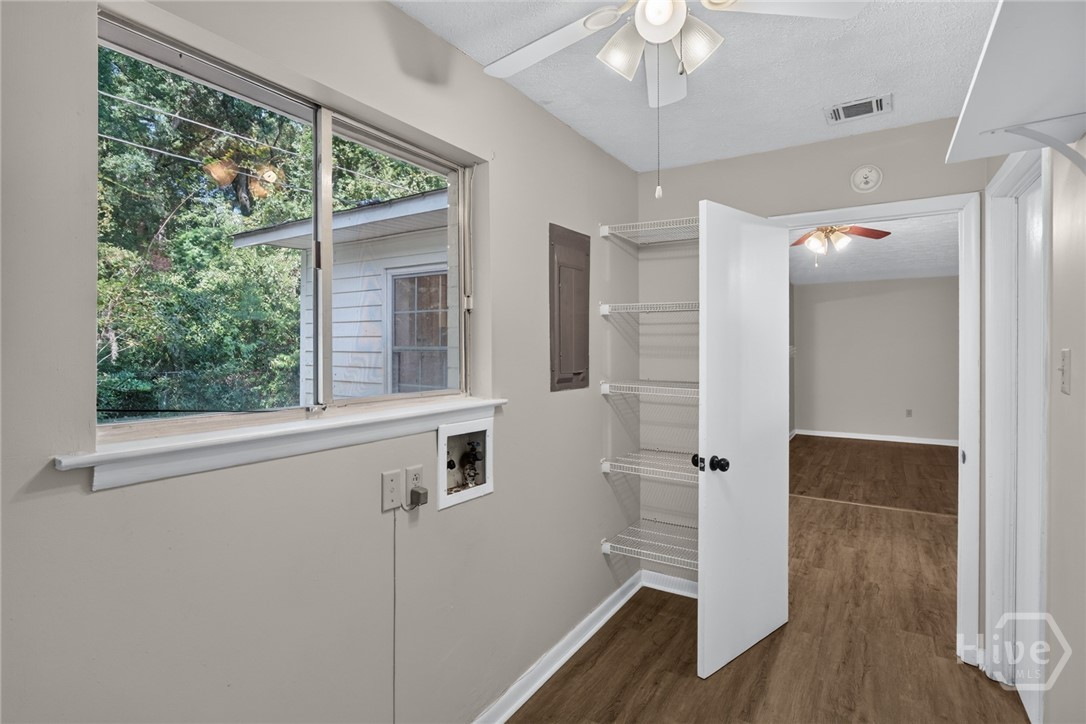 106 Greenbriar Drive Property Photo 17