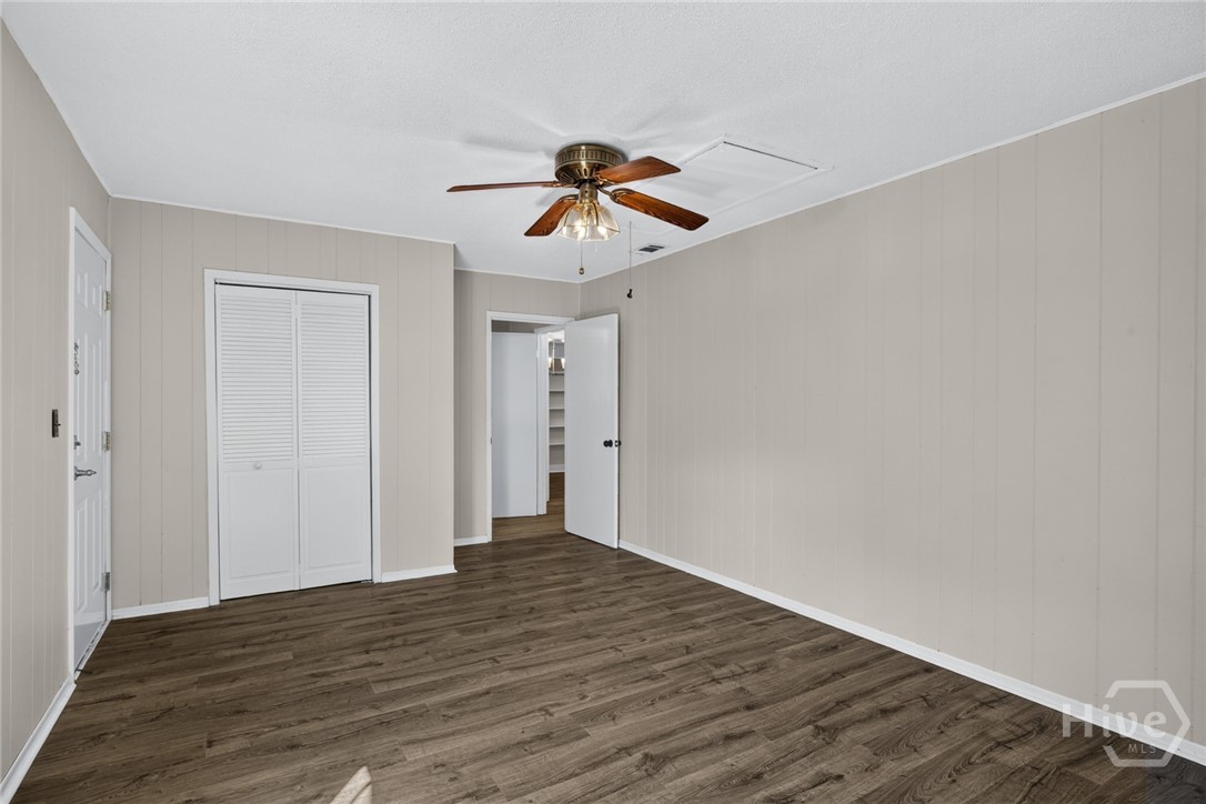 106 Greenbriar Drive Property Photo 18