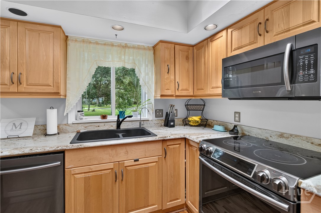 138 Thornhill Drive Property Photo 14