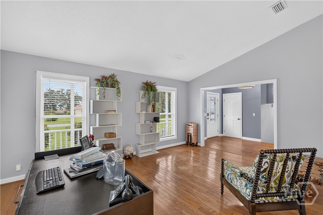 138 Thornhill Drive Property Photo 17