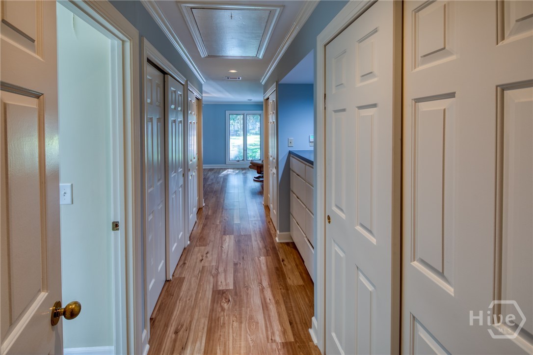 15 West Ferry Court Property Photo 32