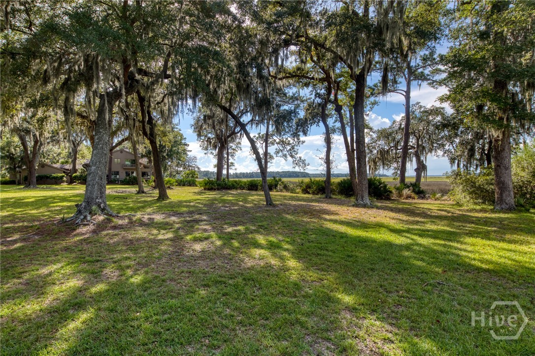15 West Ferry Court Property Photo 43