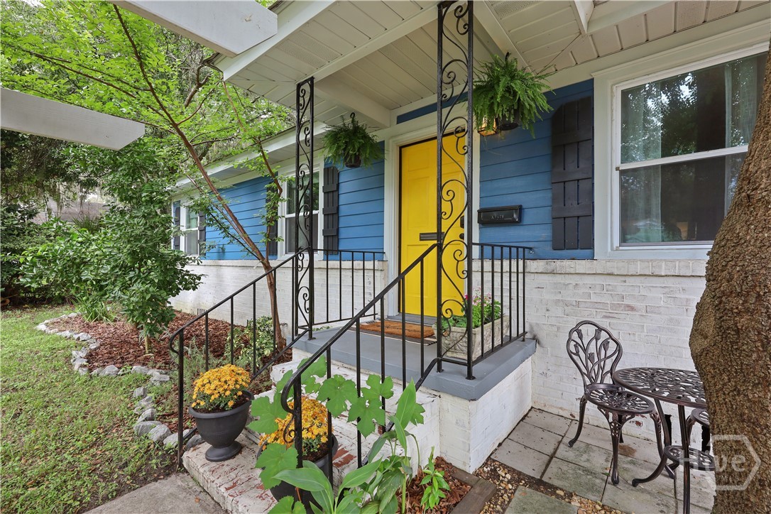 2150 Indiana Avenue Property Photo 1