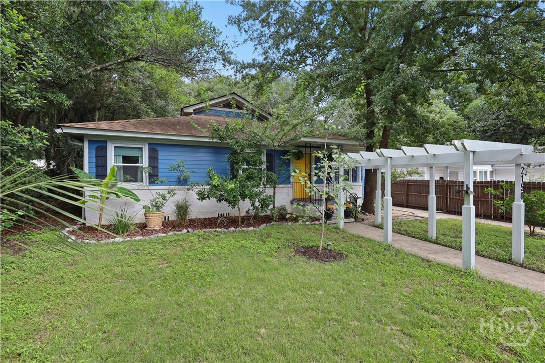 2150 Indiana Avenue Property Photo 4