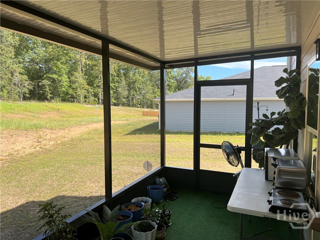224 Dream Catcher Drive Property Photo 6