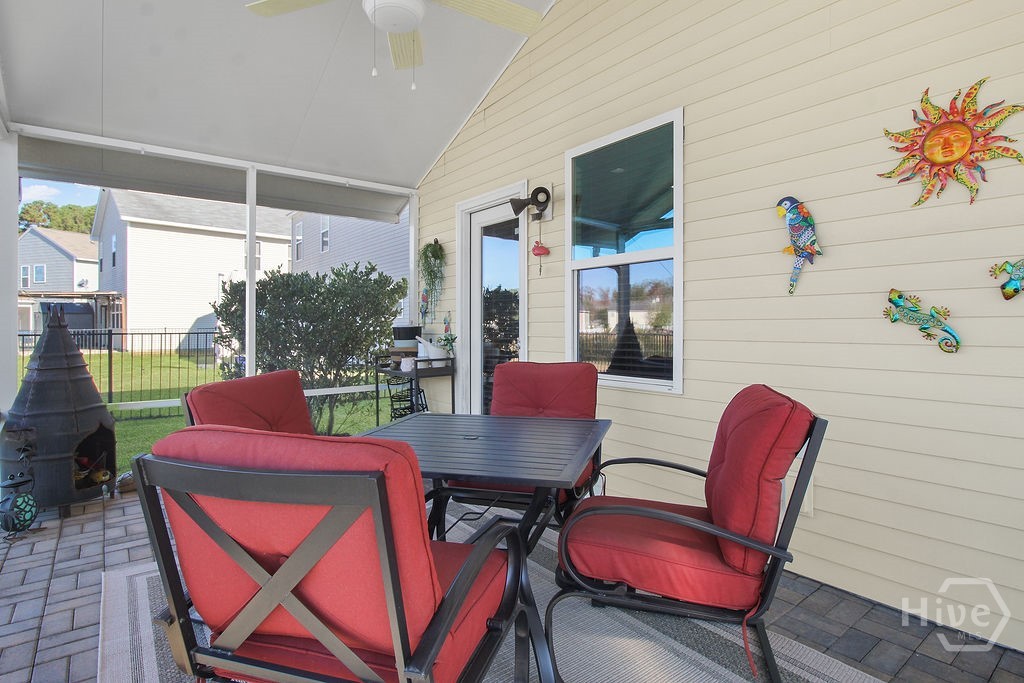 153 Hamilton Grove Property Photo 28