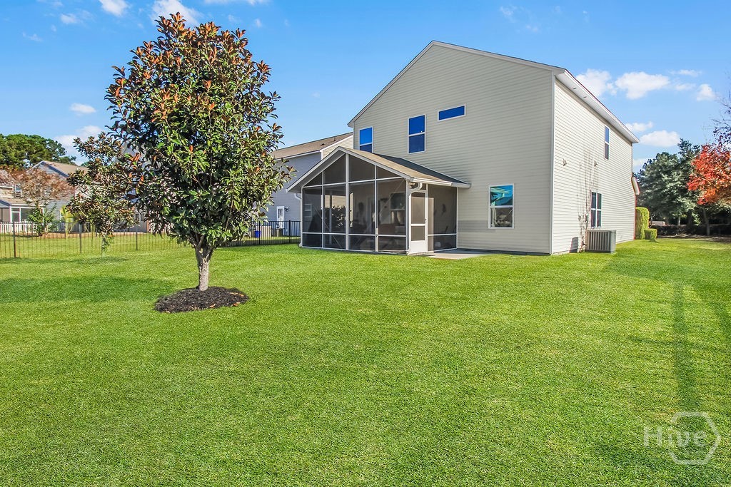 153 Hamilton Grove Property Photo 32