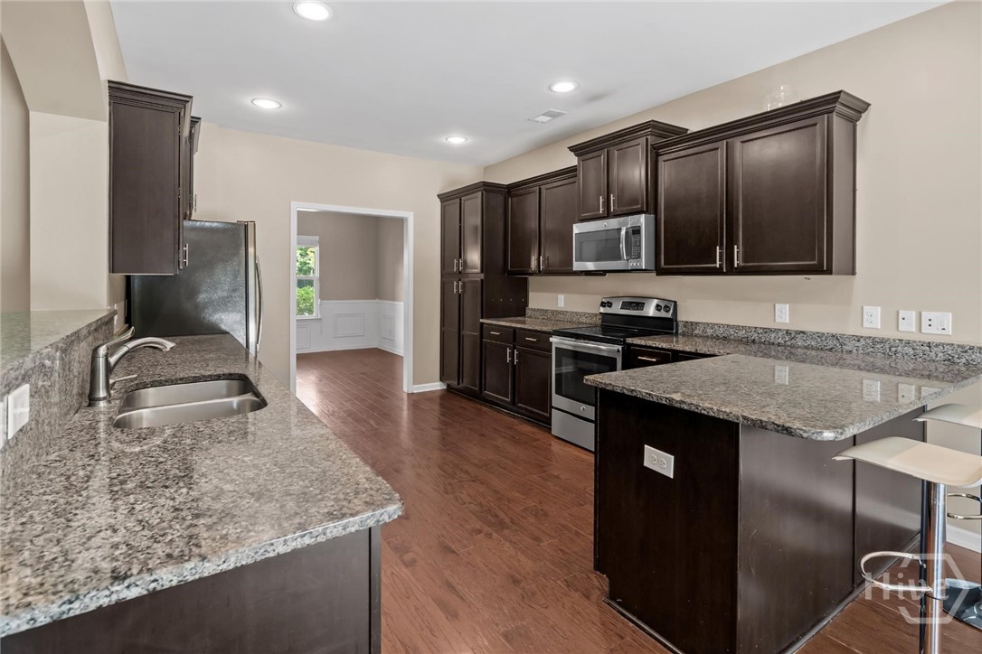 4540 Garden Hills Loop Property Photo 15