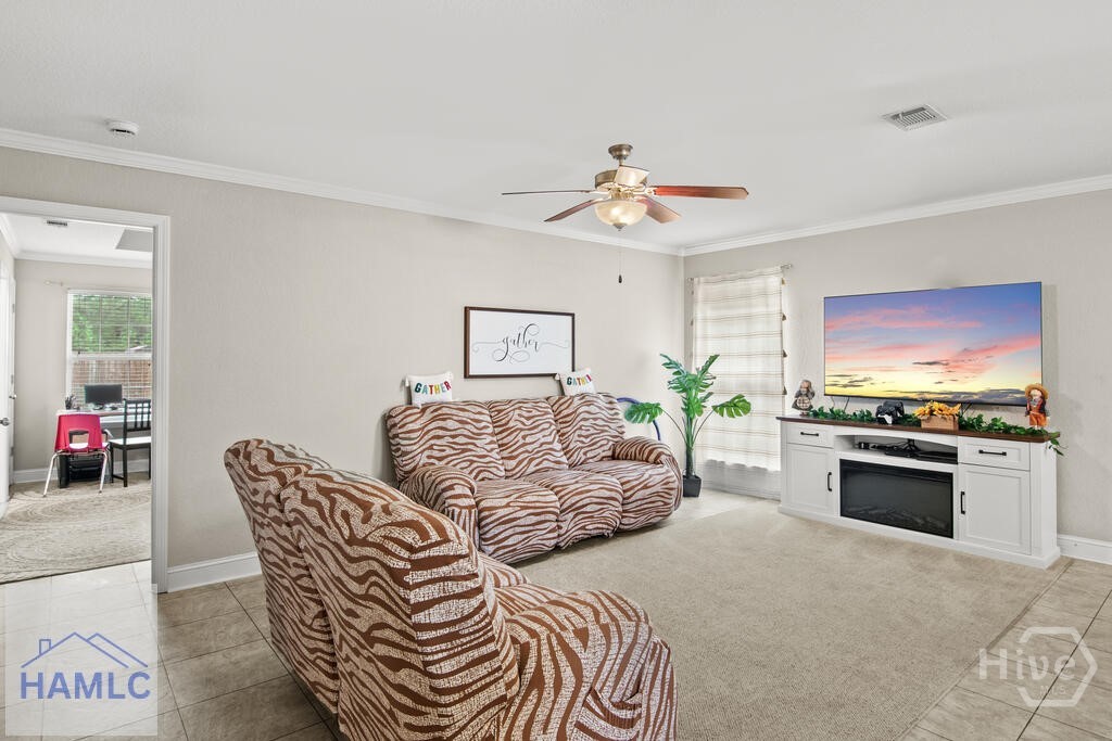 1117 Creekside Circle Property Photo 4