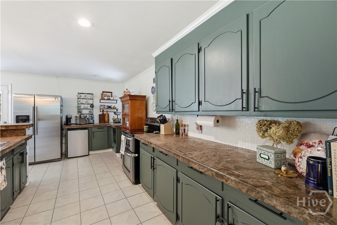 614 Early Street Property Photo 12