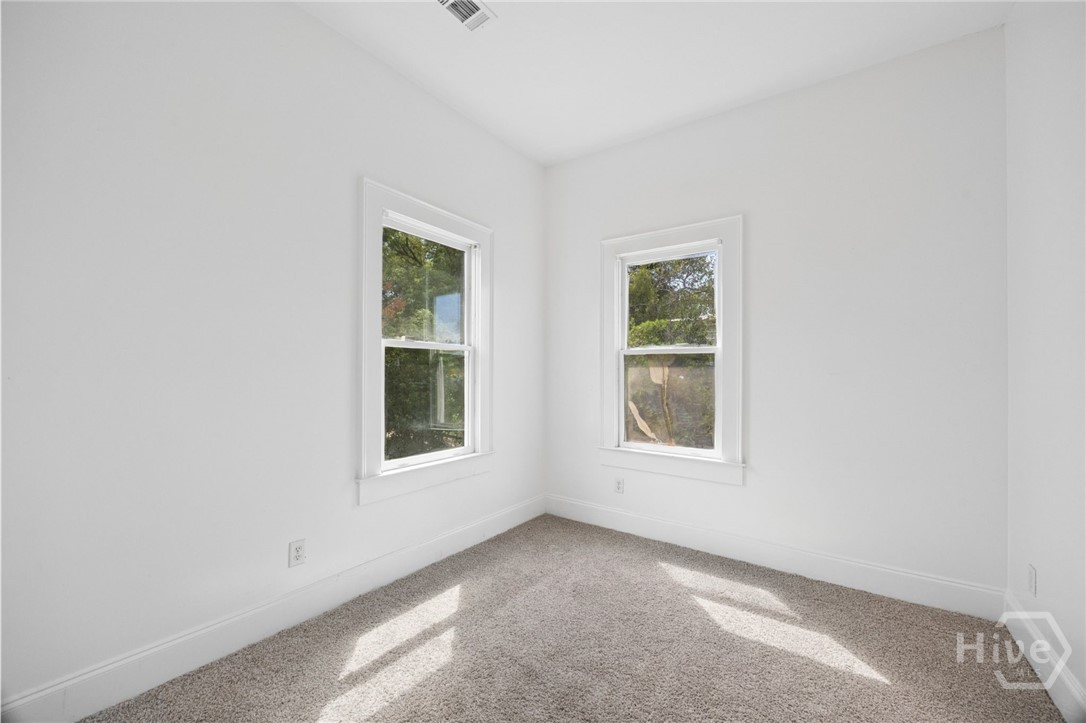 1021 E Bolton Street Property Photo 28