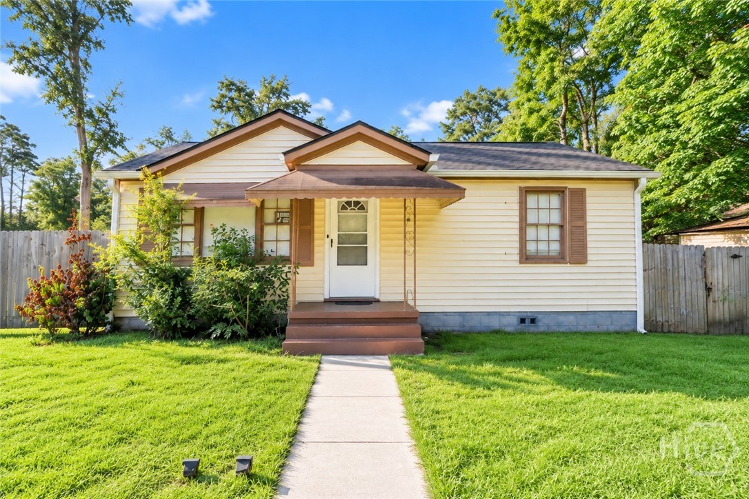 2 Sherwood Lane Property Photo 1