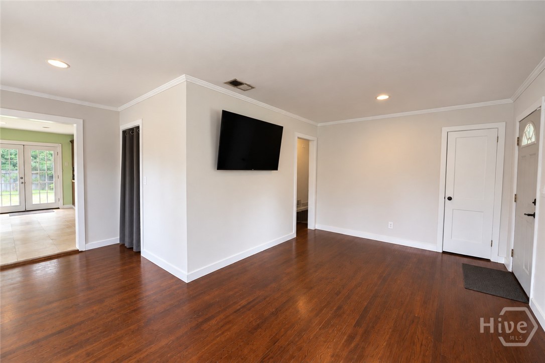 2 Sherwood Lane Property Photo 5