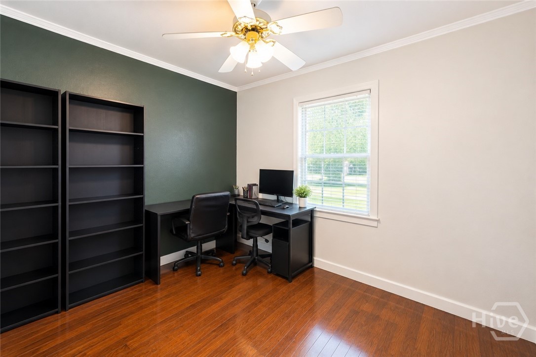 2 Sherwood Lane Property Photo 16