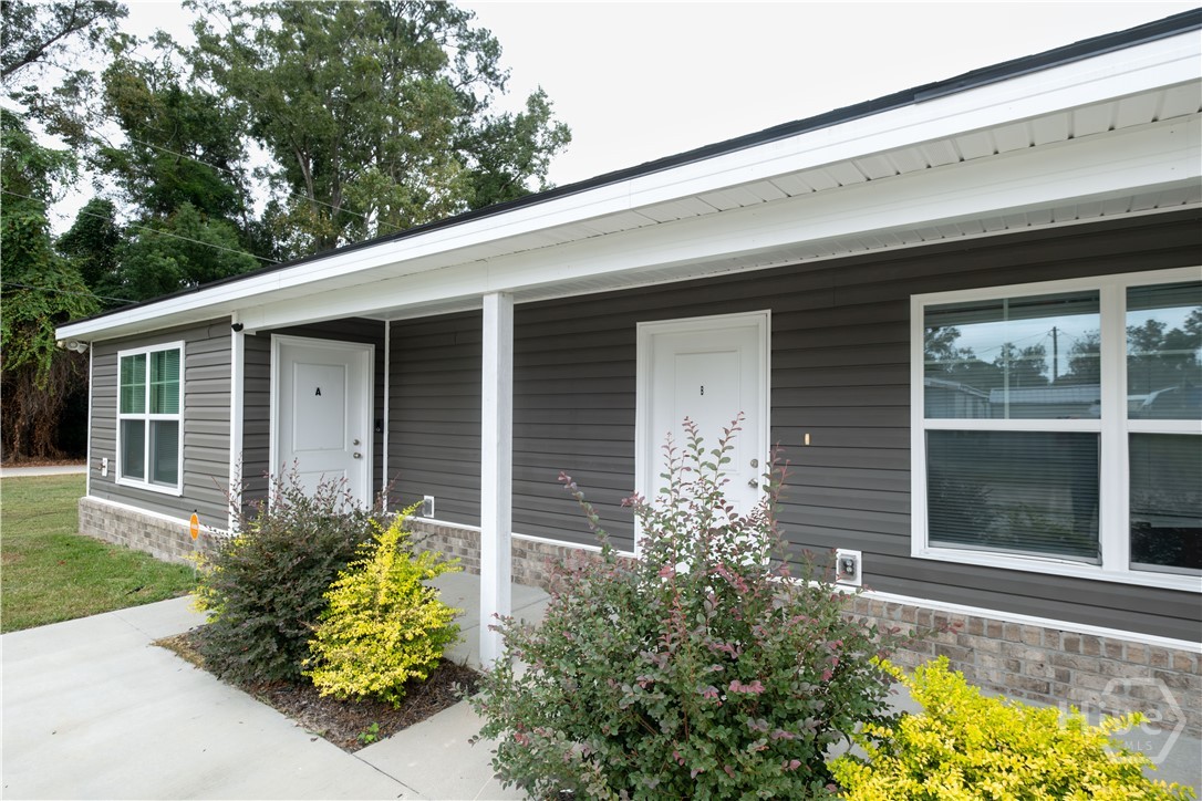 36 Sw Pine Street Sw Property Photo 1