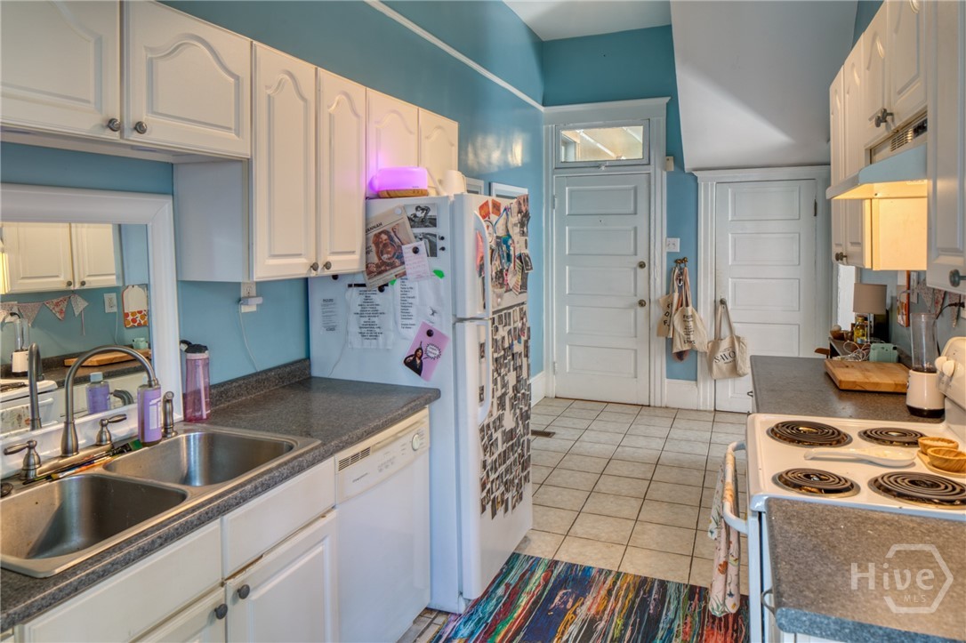836 E Henry Street Property Photo 20
