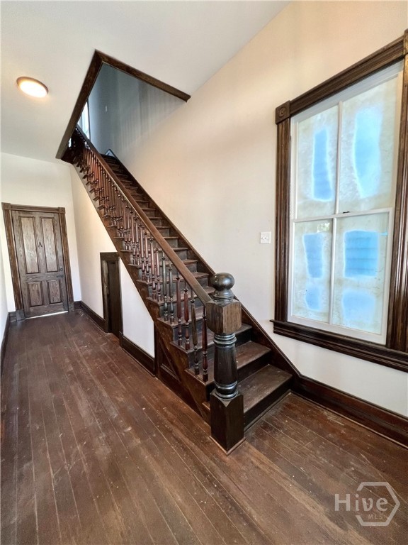 2313 Whitaker Street Property Photo 12