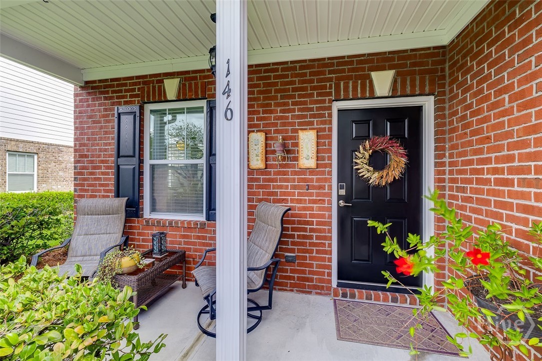 146 Regency Circle Property Photo 2