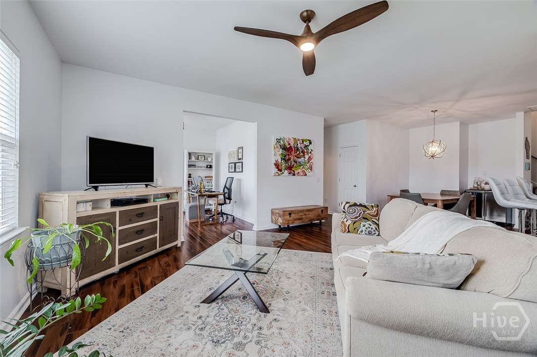 146 Regency Circle Property Photo 3