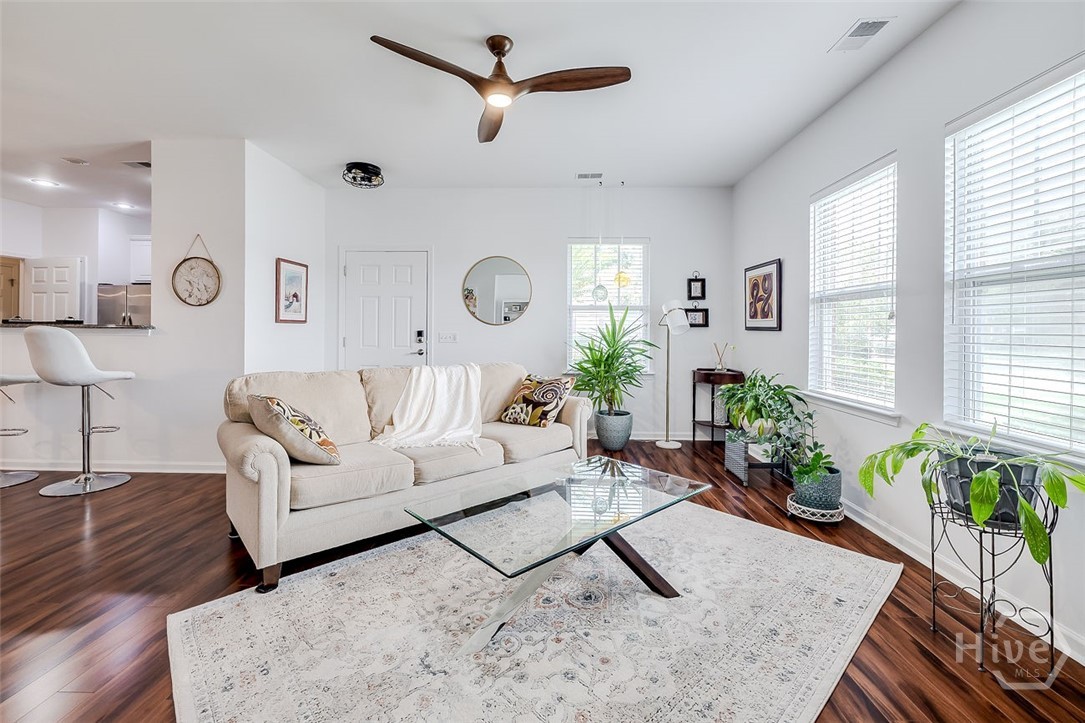 146 Regency Circle Property Photo 4