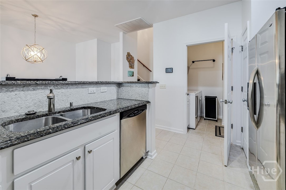 146 Regency Circle Property Photo 11