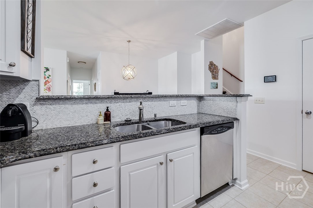 146 Regency Circle Property Photo 12