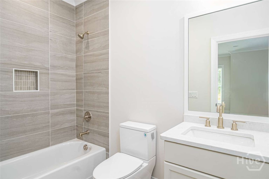 120 Grand Harbor Circle Property Photo 14