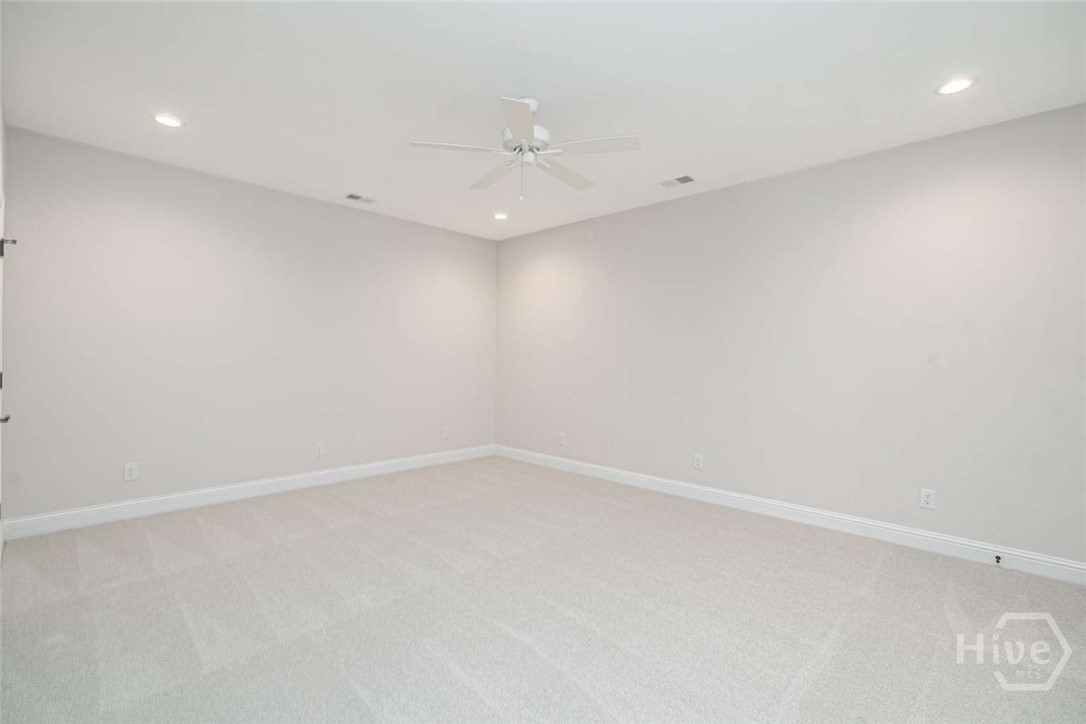 120 Grand Harbor Circle Property Photo 27