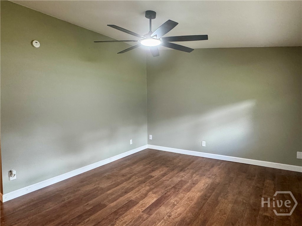 20 Catherine Circle Property Photo 5