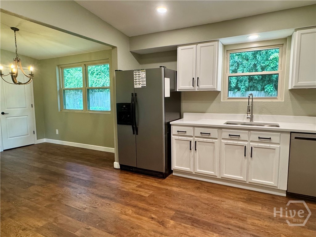 20 Catherine Circle Property Photo 7