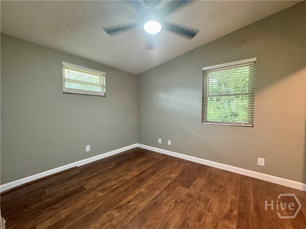 20 Catherine Circle Property Photo 19