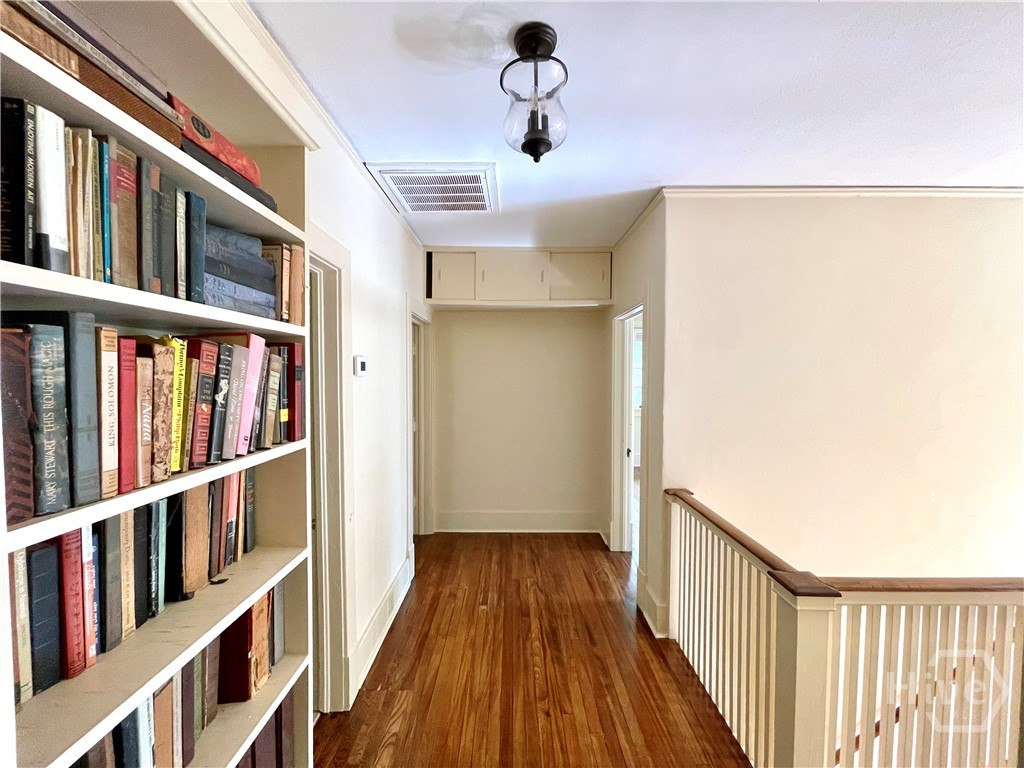 315 E 45th Street Property Photo 17
