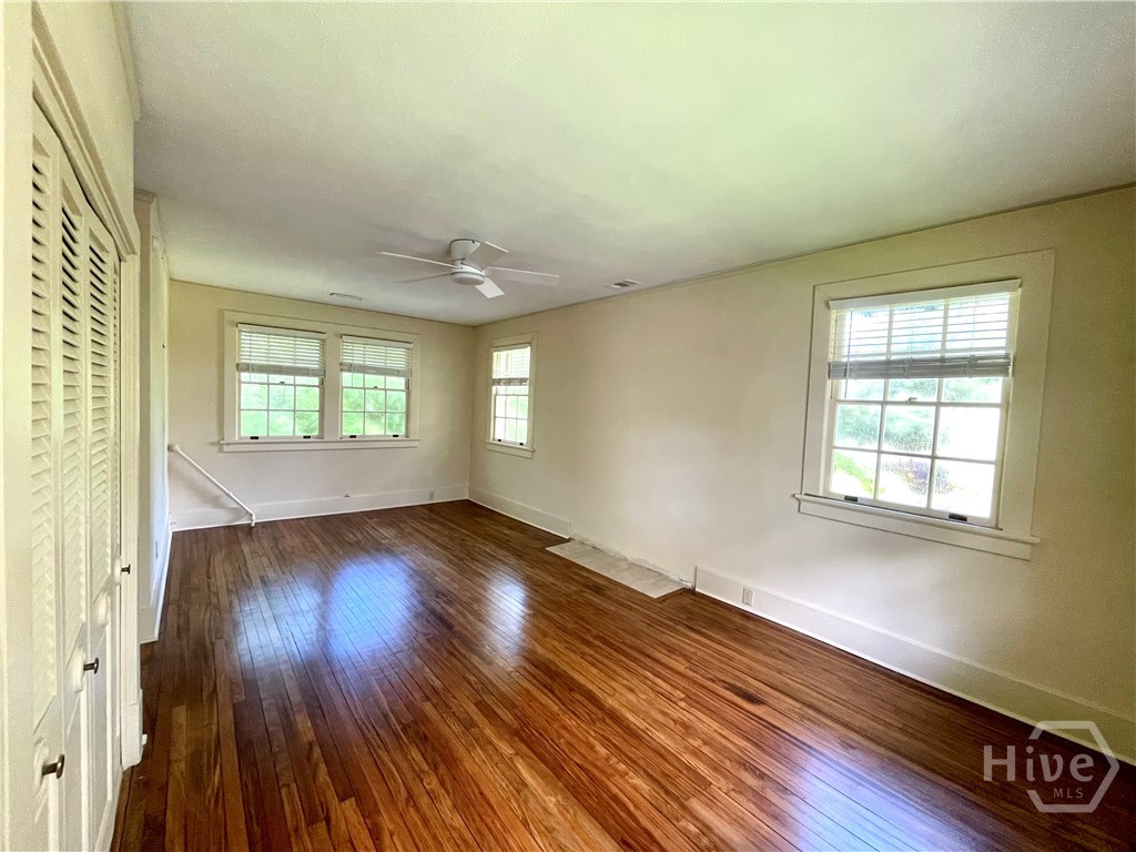 315 E 45th Street Property Photo 18
