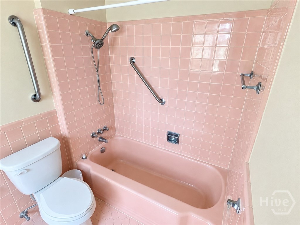 315 E 45th Street Property Photo 20