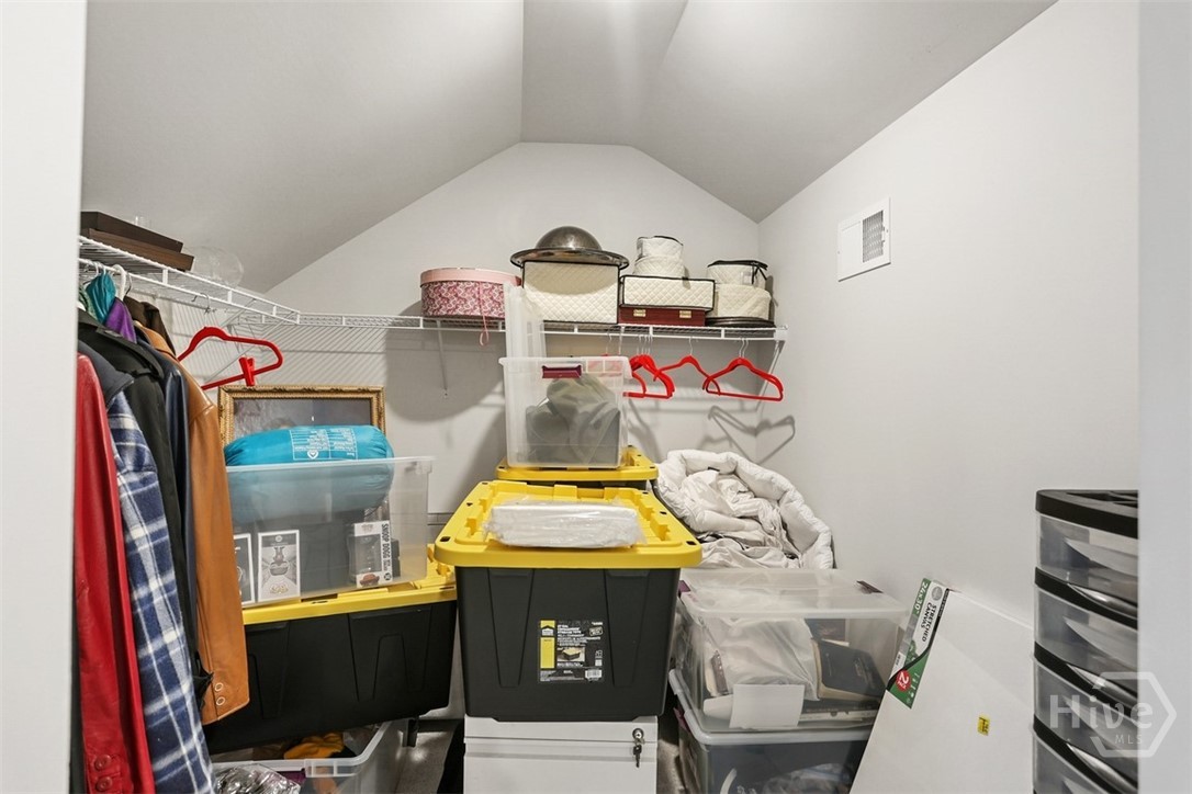 77 Woodbury Lane Property Photo 49