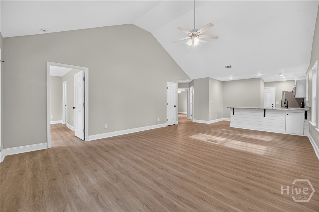 1126 E 56 Street Property Photo 9