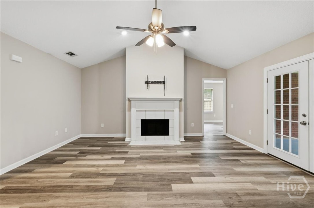 133 Jennifer Circle Property Photo 2