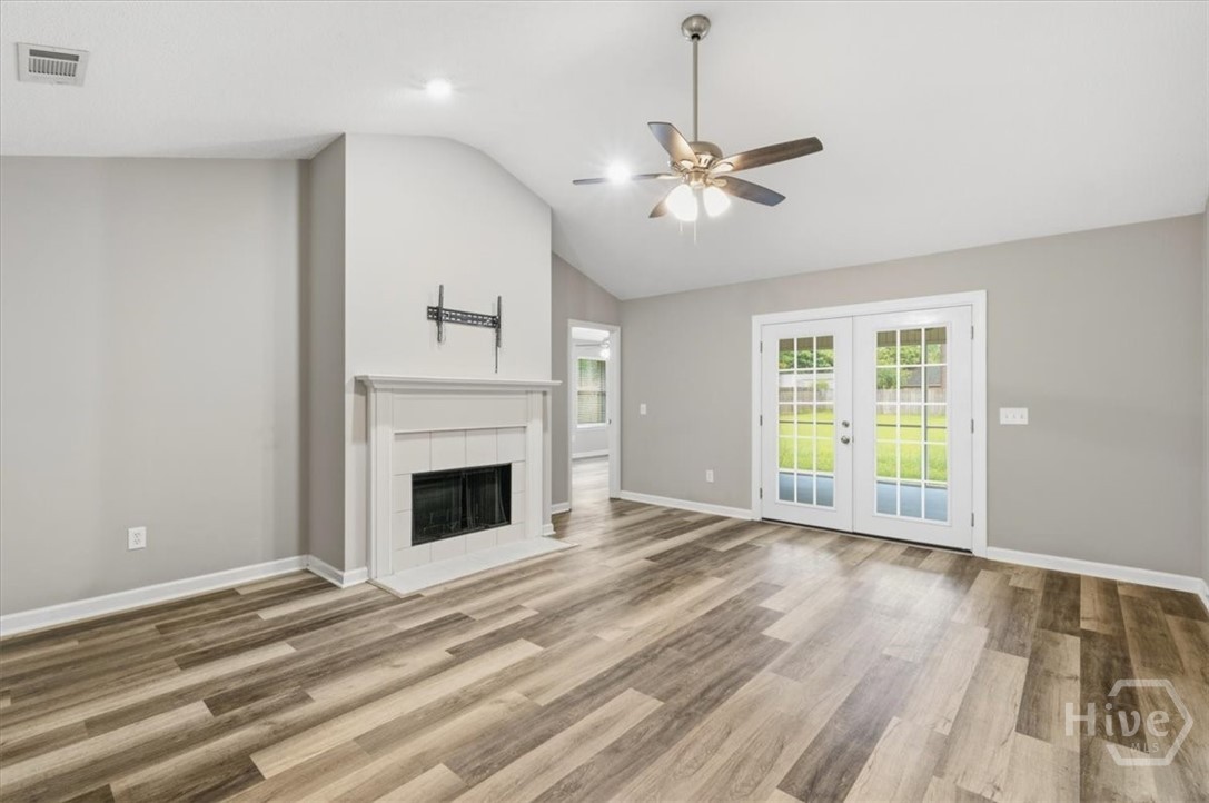 133 Jennifer Circle Property Photo 6