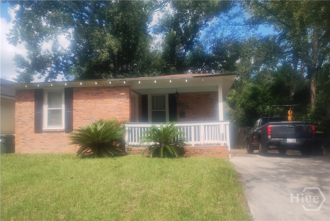 1506 E 33rd Street Property Photo 1