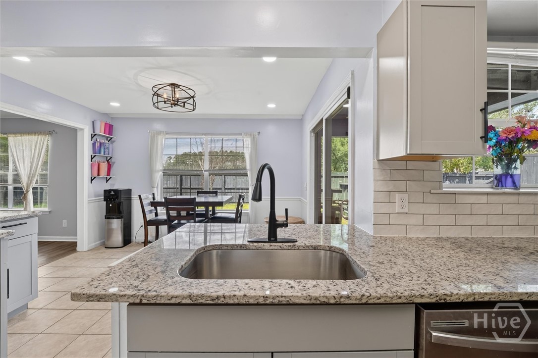 70 Parkside Drive Property Photo 11