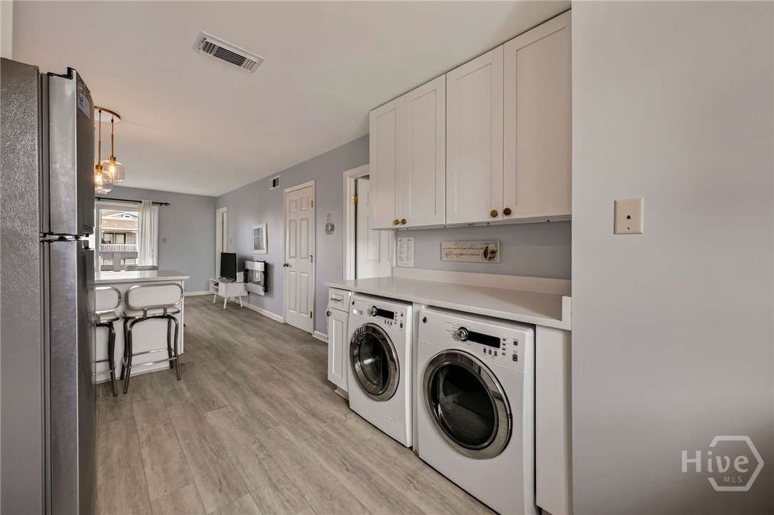 85 Van Horne Avenue 10 B Property Photo 32