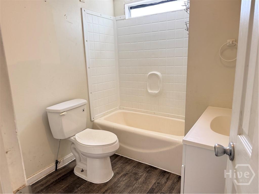 587 Kendricks Road Property Photo 15