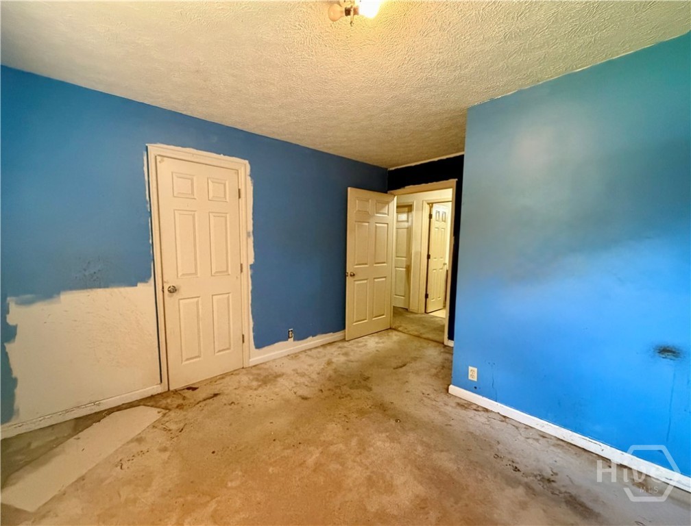 395 Lemans Dr Property Photo 8
