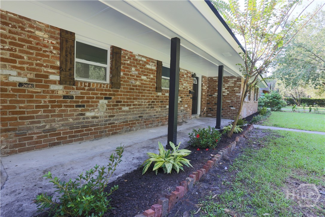 5410 Waters Drive Property Photo 1