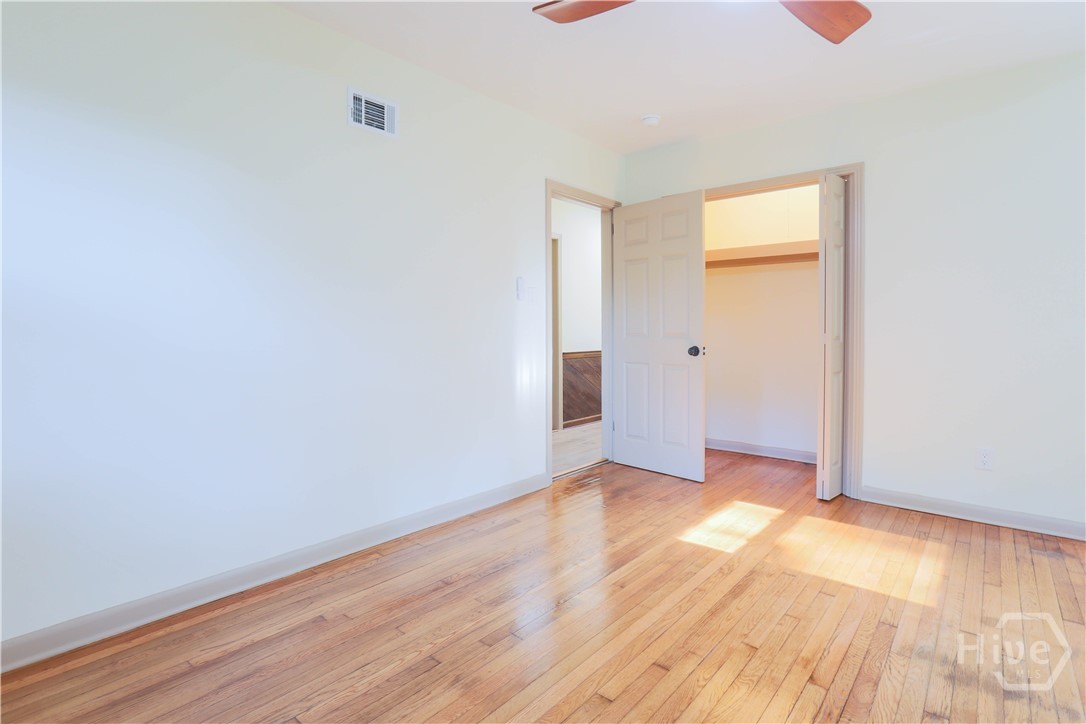 5410 Waters Drive Property Photo 14
