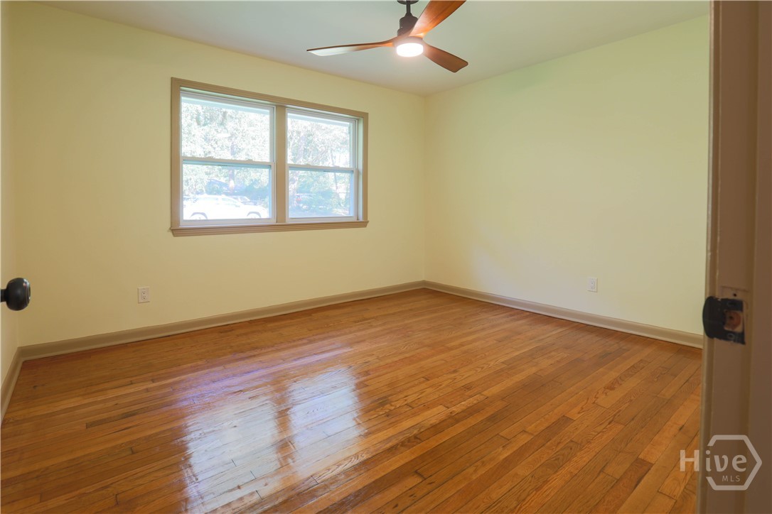5410 Waters Drive Property Photo 18